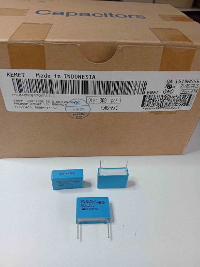 PHE840MY6470MR13L1 470NF 275VAC 22.5 0.2 KEMET POLYESTER KONDANSATÖR resmi