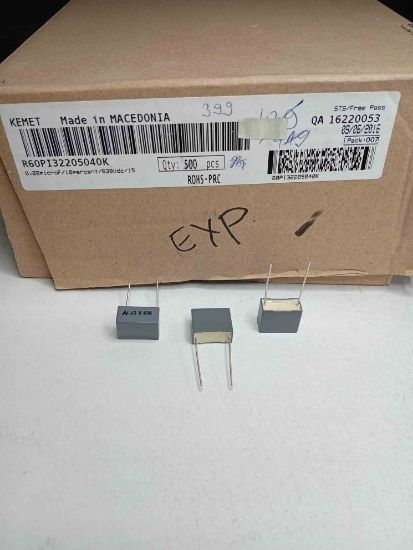 R60PI32205040K 220NF 630V 15 0.1 KEMET POLYESTER KONDANSATÖR resmi