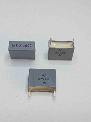 R73UI1150SE03K 1.5NF 2000V 15 0.1 KEMET POLYESTER KONDANSATÖR resmi