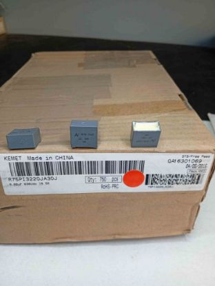 R75PI3220JA30J 220NF 630V 15 0.05 KEMET POLYESTER KONDANSATÖR resmi
