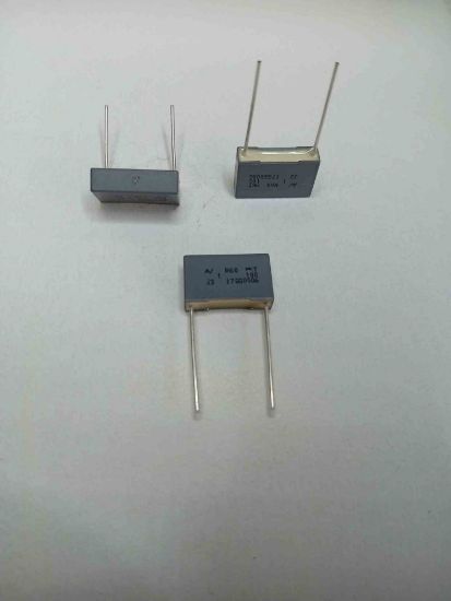 R60EI4100JG30K 1MF 100V 15 0.1 KEMET POLYESTER KONDANSATÖR resmi