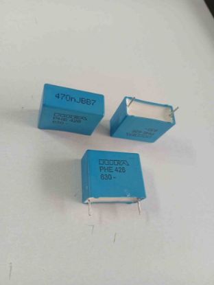 PHE426MD6470JR06L2 470NF 630V 22.5 0.05 KEMET POLYESTER KONDANSATÖR resmi