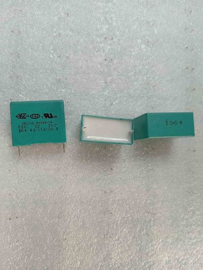 F861DU255M310Z 2.5MF 310VAC 22.5 0.2 KEMET POLYESTER KONDANSATÖR resmi