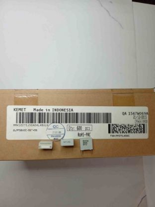 MMK10275J50A04L4BULK 2.7MF 50V 10 0.05 KEMET POLYESTER KONDANSATÖR resmi