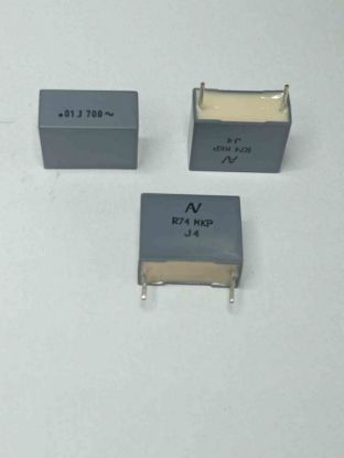 R747I2100AA00J 10NF 700VAC 15 0.05 KEMET POLYESTER KONDANSATÖR resmi
