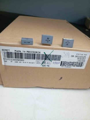 R73TI1330SE00J 3.3NF 1600V 15 0.05 KEMET POLYESTER KONDANSATÖR resmi