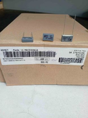 R73UI03304000J 330PF 2000V 0.05 15 KEMET POLYESTER KONDANSATÖR resmi