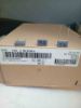 R76UI03905000J 390PF 2000V 15 0.05 KEMET POLYESTER KONDANSATÖR resmi