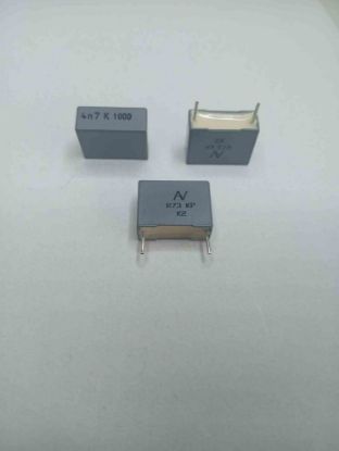 R73QI1470SE02K 4.7NF 1000V 15 0.1 KEMET POLYESTER KONDANSATÖR resmi