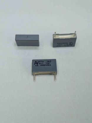 R747I1270AA00J 2.7NF 700VAC 15 0.05 KEMET POLYESTER KONDANSATÖR resmi