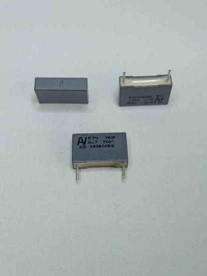 R747I1270AA00J 2.7NF 700VAC 15 0.05 KEMET POLYESTER KONDANSATÖR resmi