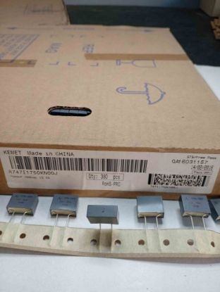 R747I1750KN00J 7.5NF 700VAC 15 0.05 KEMET POLYESTER KONDANSATÖR resmi