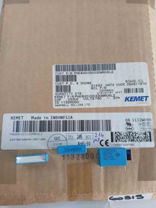 PHE845VD5330MR06L2 33NF 760VAC 22.5 0.2 KEMET POLYESTER KONDANSATÖR resmi