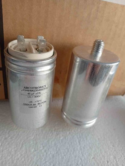 C44HMG35450ZASJ 45MF 800V 0.05 KEMET POLYESTER KONDANSATÖR resmi