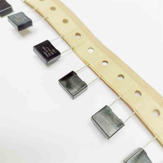 22NF 400V  10mm VISHAY POLYESTER KONDANSATÖR resmi