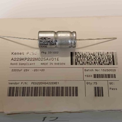 PEG220HG422EME1 2200MF 25V AXSİYEL KEMET AXIYEL KONDANSATÖR resmi