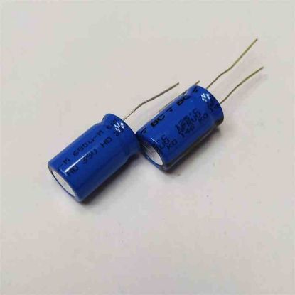680MF 35V 12x20 BC ELKO KONDANSATÖR resmi