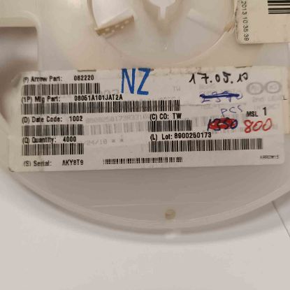 08051A101JAT2A 100PF 100V 805 AVX SMD SERAMİK KONDANSATÖR resmi