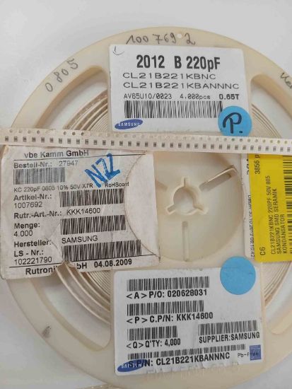 CL21B221KBNC 220PF 50V 805 SAMSUNG SMD SERAMİK KONDANSATÖR resmi