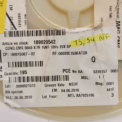 06033C153KAT2A 15NF 25V 603 SMD SERAMİK KONDANSATÖR resmi