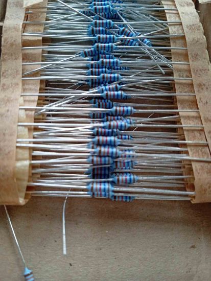 MBB0207-50162K 207 162K SMD DİRENÇ resmi