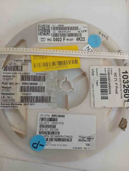 RC0402FR-074K22 4K22 402 YAGEO SMD DİRENÇ resmi