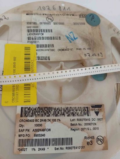CRCW0402BC2K49TK100 2K49 402 VISHAY SMD DİRENÇ resmi