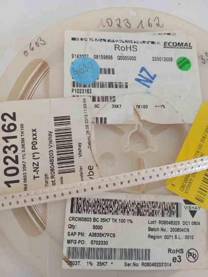CRCW0603BC35K7TK100 35K7 603 VISHAY SMD DİRENÇ resmi