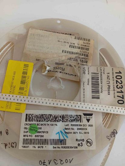 CRCW0603BC9K76TK100 9K76 603 VISHAY SMD DİRENÇ resmi