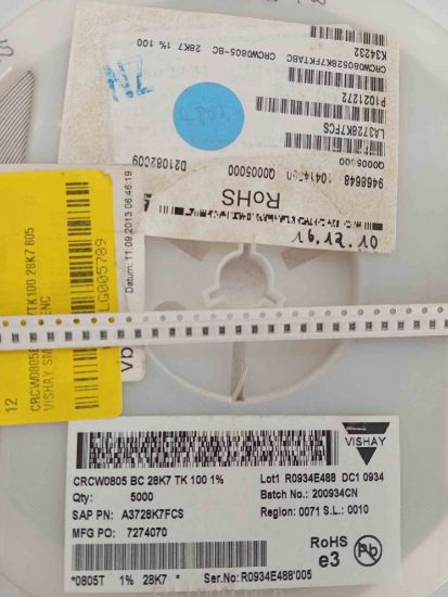 CRCW0805BC28K7TK100 28K7 805 VISHAY SMD DİRENÇ resmi