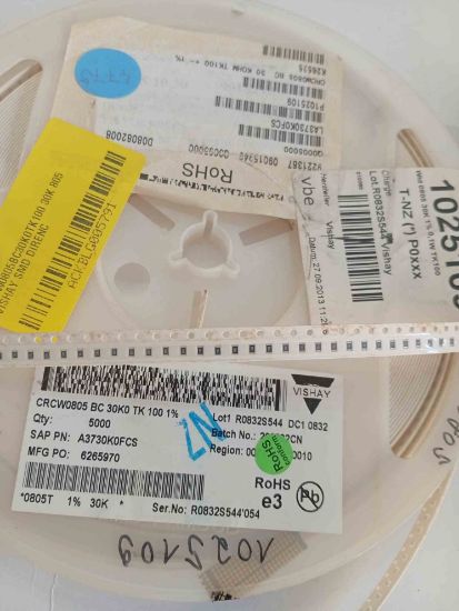 CRCW0805BC30K0TK100 30K 805 VISHAY SMD DİRENÇ resmi