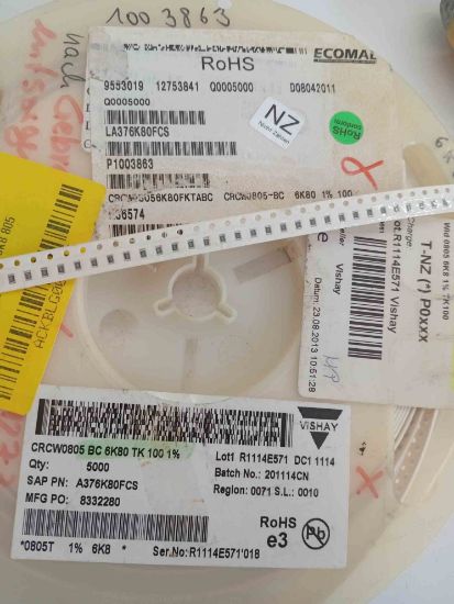 CRCW0805BC6K80TK100 6K8 805 VISHAY SMD DİRENÇ resmi