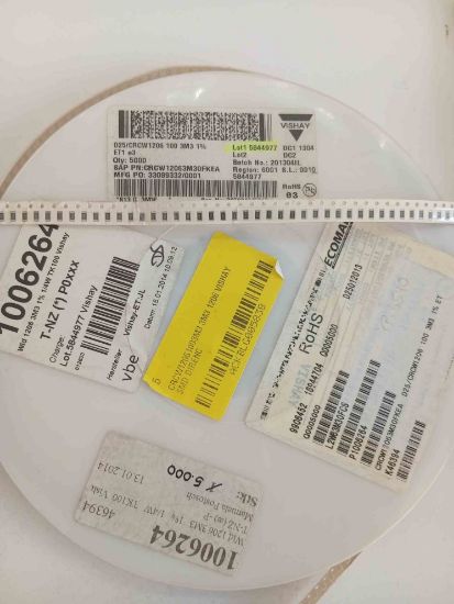CRCW12061003M3 3M3 1206 VISHAY SMD DİRENÇ resmi