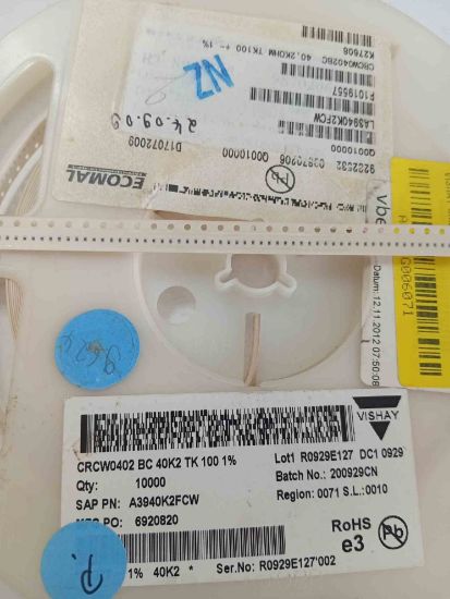 CRCW0402BC40K2TK100 40K2 402 VISHAY SMD DİRENÇ resmi