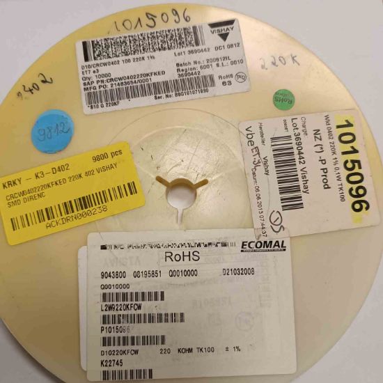 CRCW0402220KFKED 220K 402 VISHAY SMD DİRENÇ resmi