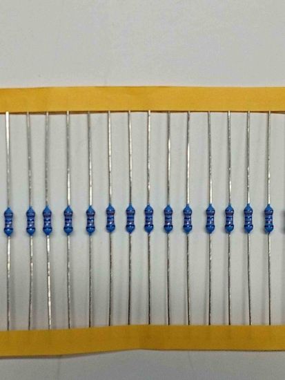 RN 0.6W 330K F 50PPM 330K DİRENÇ resmi